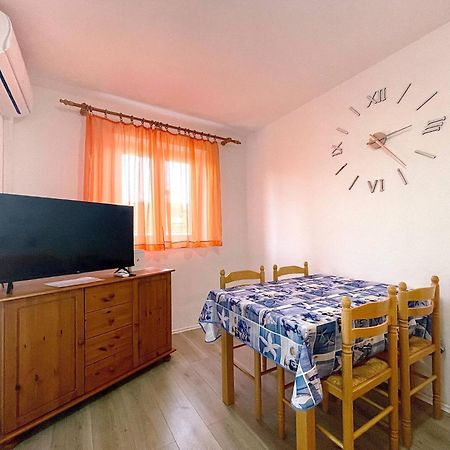 Apartments Capic Z Baska  Ngoại thất bức ảnh