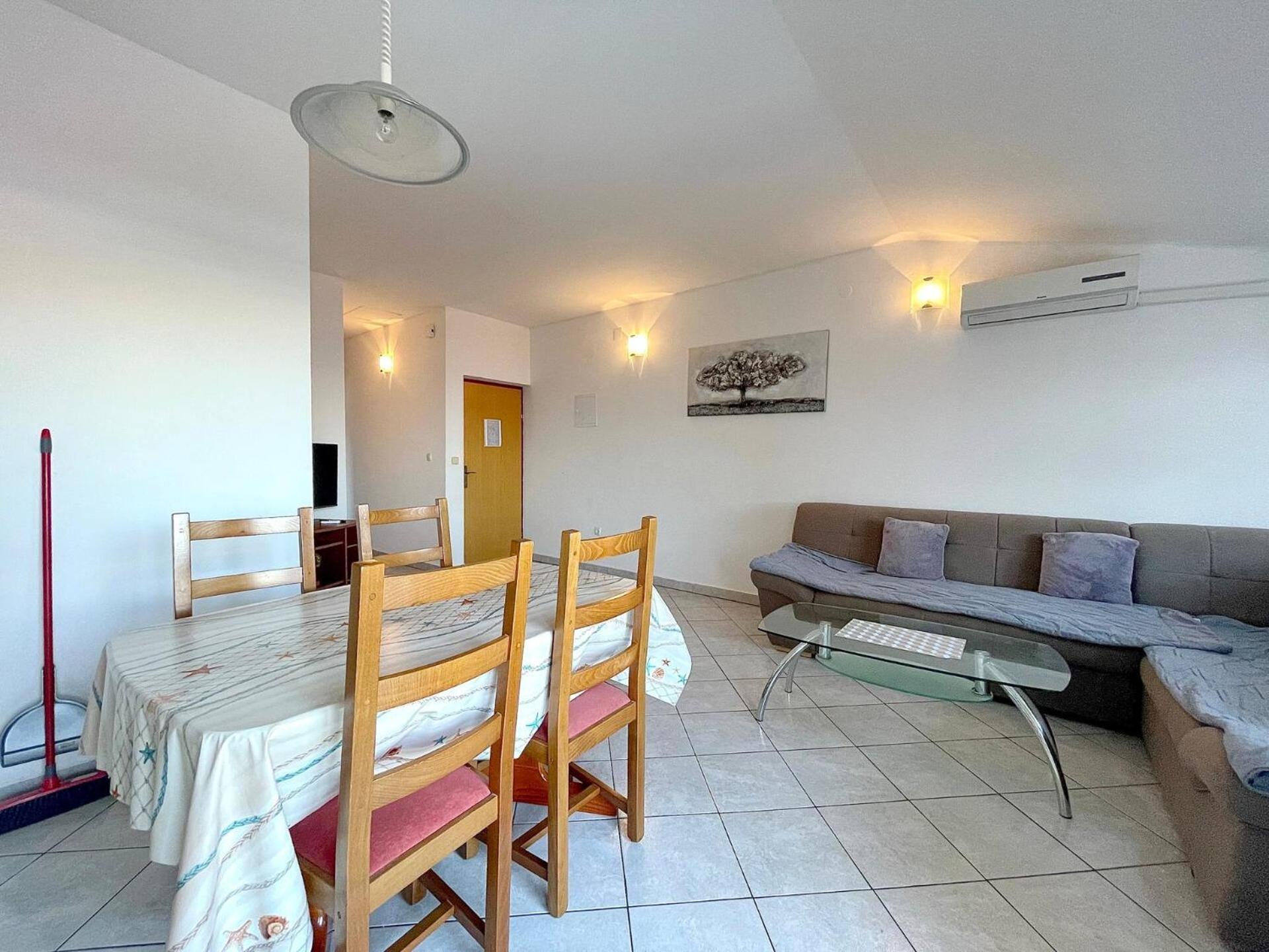 Apartments Capic Z Baska  Ngoại thất bức ảnh