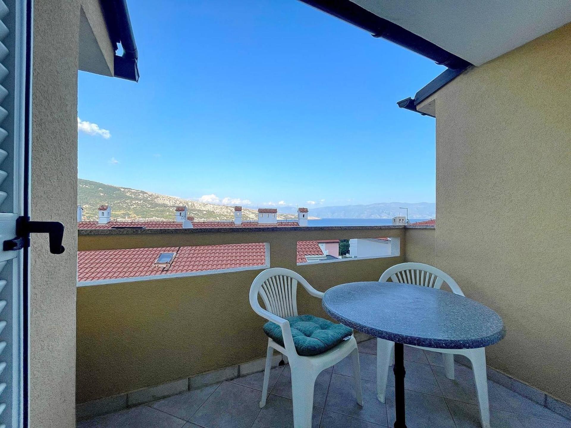 Apartments Capic Z Baska  Ngoại thất bức ảnh