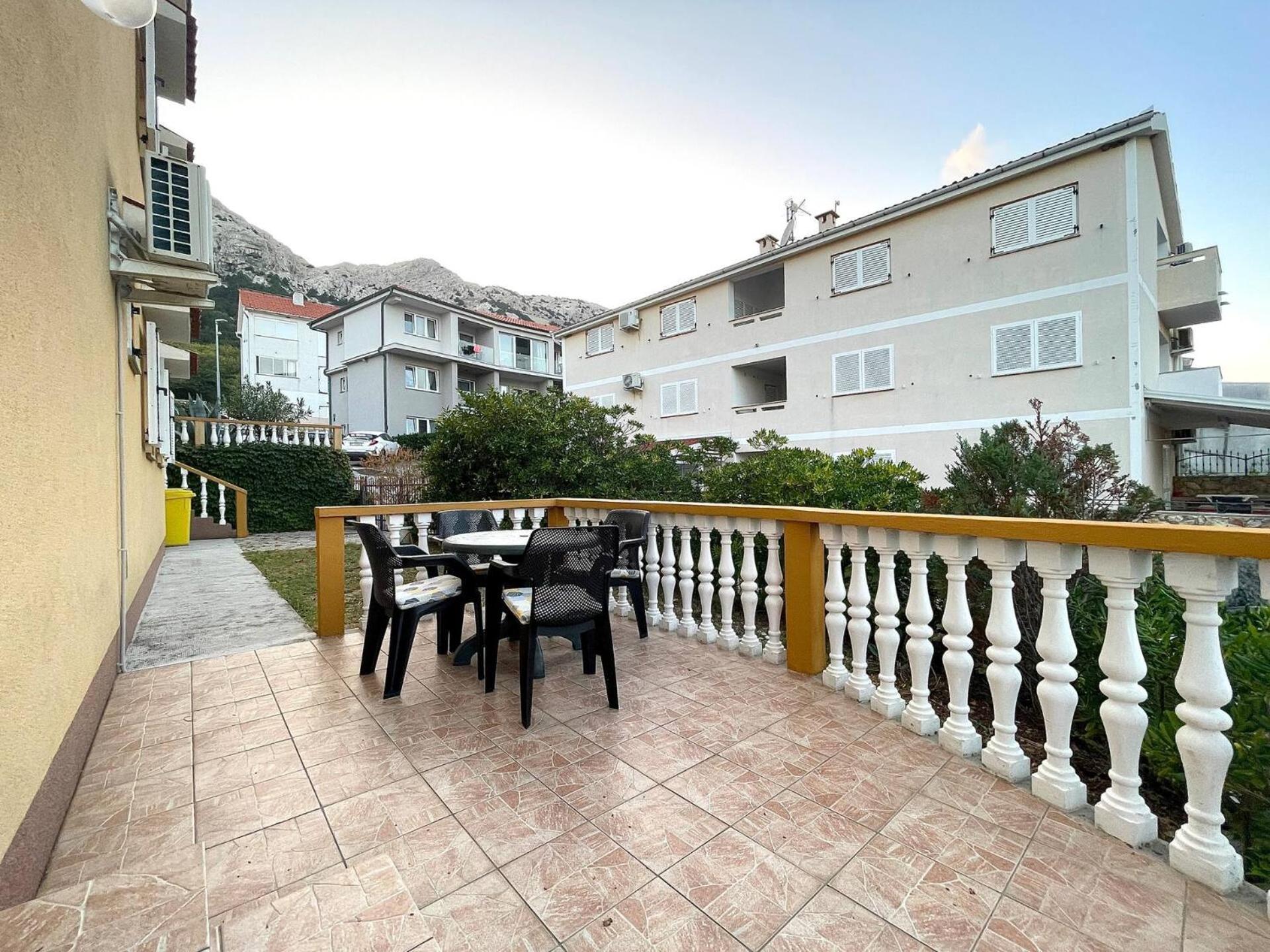 Apartments Capic Z Baska  Ngoại thất bức ảnh